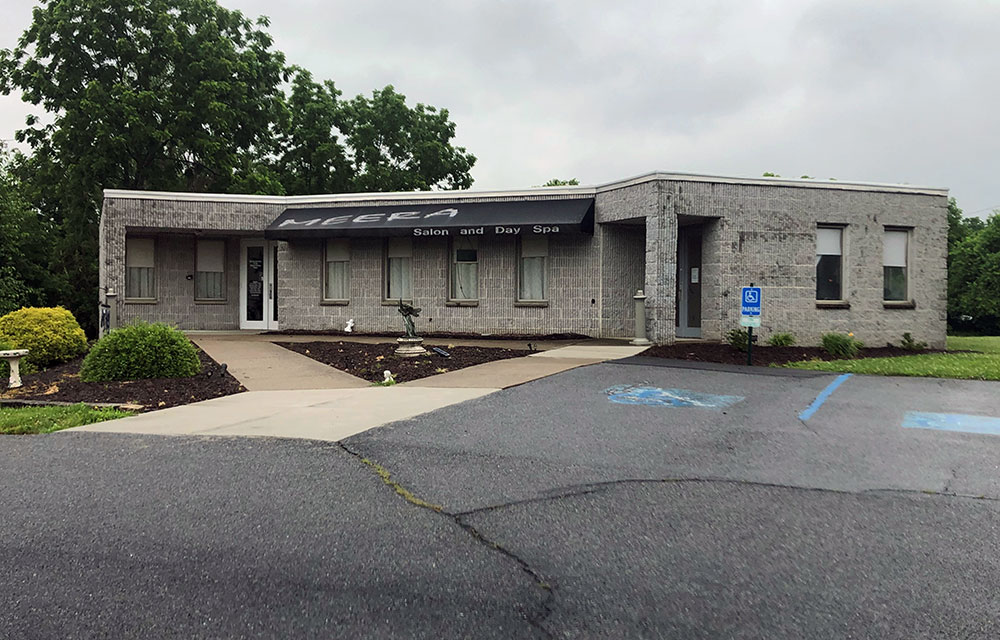 Available in Lehigh Valley by Emerald Realty: Hair Salon & Property